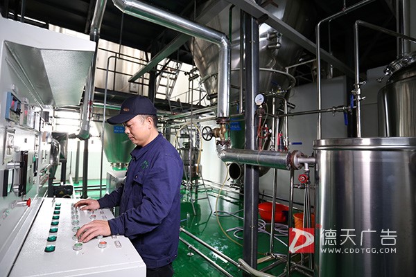 常德市德天廣告有限公司,品牌設(shè)計,活動策劃,影視攝制,廣告設(shè)備租賃,媒體廣告推廣,